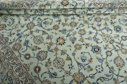 Close-up detail of 1970s Kashan rug from Iran / Persia showing Wool weave