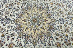 Central medallion detail of 2000s Kashan rug from Iran / Persia