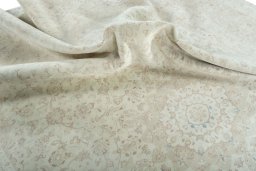 Surface texture of 1970s Kashan rug with natural Wool and intricate pattern