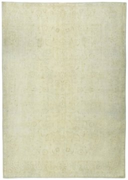Full view of 1970s Kashan rug from Iran / Persia, 312 × 220 cm in Beige tones