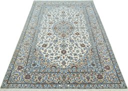 Surface texture of New Kashan rug with natural Cork and intricate pattern