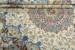 Surface texture of 1970s Kashan rug with natural Wool and intricate pattern