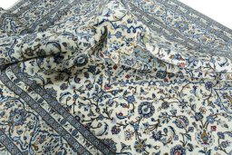 Surface texture of New Kashan rug with natural Wool and intricate pattern
