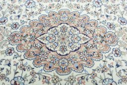 Central medallion detail of New Kashan rug from Iran / Persia