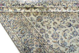 Close-up detail of New Kashan rug from Iran / Persia showing Wool weave