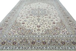 Surface texture of New Kashan rug with natural Wool and intricate pattern