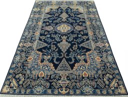 Surface texture of 2000s Kashan rug with natural Wool and intricate pattern