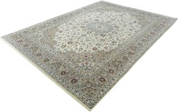 Corner detail of New Kashan rug showing border pattern and Wool pile