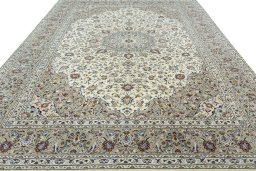 Surface texture of New Kashan rug with natural Wool and intricate pattern