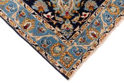 Central medallion detail of 1980s Kashan rug from Iran / Persia