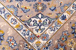 Close-up detail of 1980s Kashan rug from Iran / Persia showing Wool weave