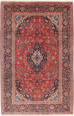 Full view of 1990s Kashan rug from Iran / Persia, 305 × 197 cm in Red tones