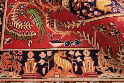 Corner detail of 1970s Kashan rug showing border pattern and Wool pile