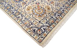 Central medallion detail of 2000s Kashan rug from Iran / Persia