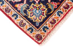 Central medallion detail of 2000s Kashan rug from Iran / Persia