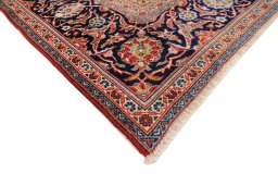 Central medallion detail of 1990s Kashan rug from Iran / Persia