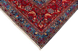 Central medallion detail of 1990s Kashan rug from Iran / Persia