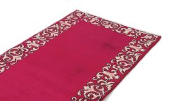 Surface texture of 2000s Kashan rug with natural Wool and intricate pattern
