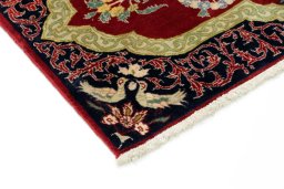 Backside of handmade 1995s Kashan rug showing knot structure and weave density