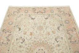 Surface texture of 1980s Kashmar rug with natural Wool and intricate pattern