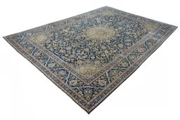 Corner detail of 2000s Kashmar rug showing border pattern and Wool pile