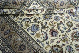 Close-up detail of New Kashmar rug from Iran / Persia showing Wool weave