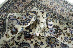 Surface texture of New Kashmar rug with natural Wool and intricate pattern