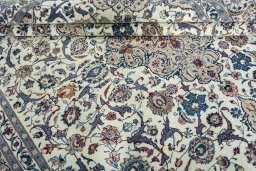 Close-up detail of 2000s Kashmar rug from Iran / Persia showing Wool weave