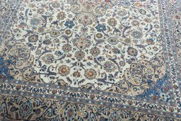 Close-up detail of 2000s Kashmar rug from Iran / Persia showing Wool weave