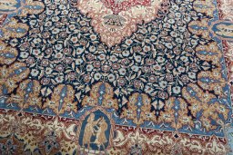 Close-up detail of 1970s Kashmar rug from Iran / Persia showing Wool weave