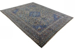 Close-up detail of 2000s Kashmar rug from Iran / Persia showing Wool weave
