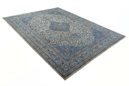 Close-up detail of 2000s Kashmar rug from Iran / Persia showing Wool weave