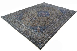 Corner detail of 2000s Kashmar rug showing border pattern and Wool pile