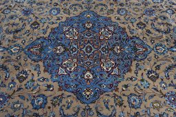Central medallion detail of 2000s Kashmar rug from Iran / Persia