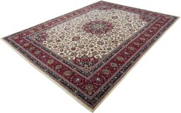 Corner detail of 1970s Kashmar rug showing border pattern and Wool pile