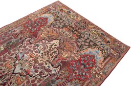 Surface texture of 1990s Kashmar rug with natural Wool and intricate pattern