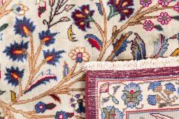 Close-up detail of 2005s Kashmar rug from Iran / Persia showing Wool weave