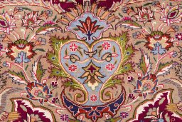 Close-up detail of 1960s Kashmar rug from Iran / Persia showing Wool weave
