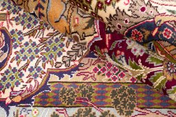 Surface texture of 1965s Kashmar rug with natural Wool and intricate pattern