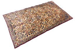 Close-up detail of 2002s Kashmar rug from Iran / Persia showing Wool weave