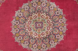 Close-up detail of 1950s Kerman rug from Iran / Persia showing Wool weave