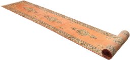 Corner detail of 1940s Kerman rug showing border pattern and Wool pile