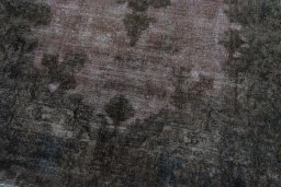 Close-up detail of 1950s Kerman rug from Iran / Persia showing Wool weave