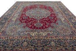Surface texture of 1950s Kerman rug with natural Wool and intricate pattern