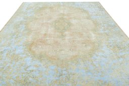 Surface texture of 1970s Kerman rug with natural Wool and intricate pattern