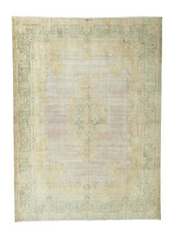 Full view of 1970s Kerman rug from Iran / Persia, 405 × 300 cm in Red tones
