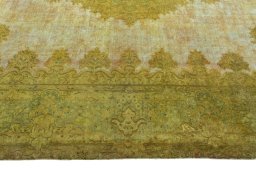 Corner detail of 1970s Kerman rug showing border pattern and Wool pile