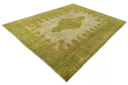 Corner detail of 1970s Kerman rug showing border pattern and Wool pile