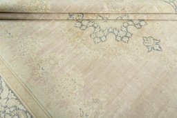 Close-up detail of 1950s Kerman rug from Iran / Persia showing Wool weave