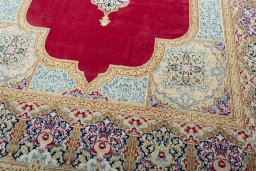Close-up detail of 2000s Kerman rug from Iran / Persia showing Wool weave